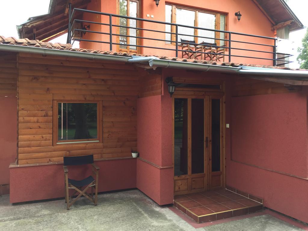S' Centro - Park Apartments Kraljevo Dış mekan fotoğraf