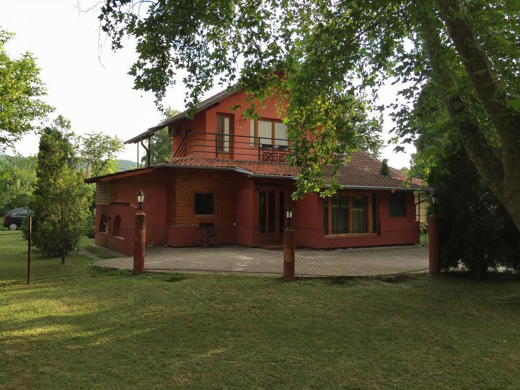 S' Centro - Park Apartments Kraljevo Dış mekan fotoğraf