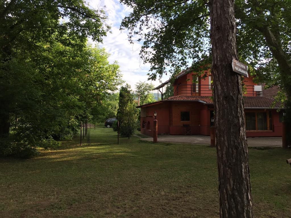 S' Centro - Park Apartments Kraljevo Dış mekan fotoğraf